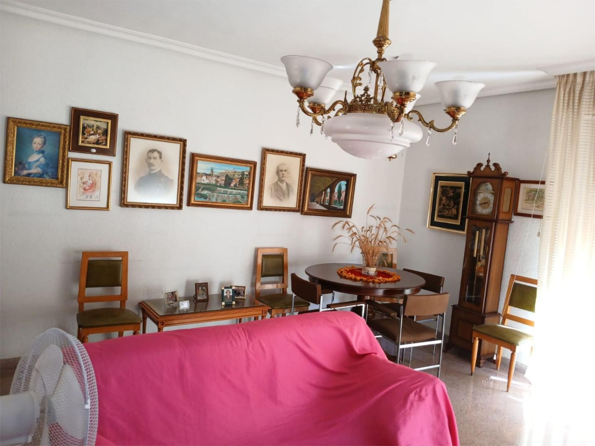 Sala de estar de Piso en venta en Orihuela con Amueblado y Balcón