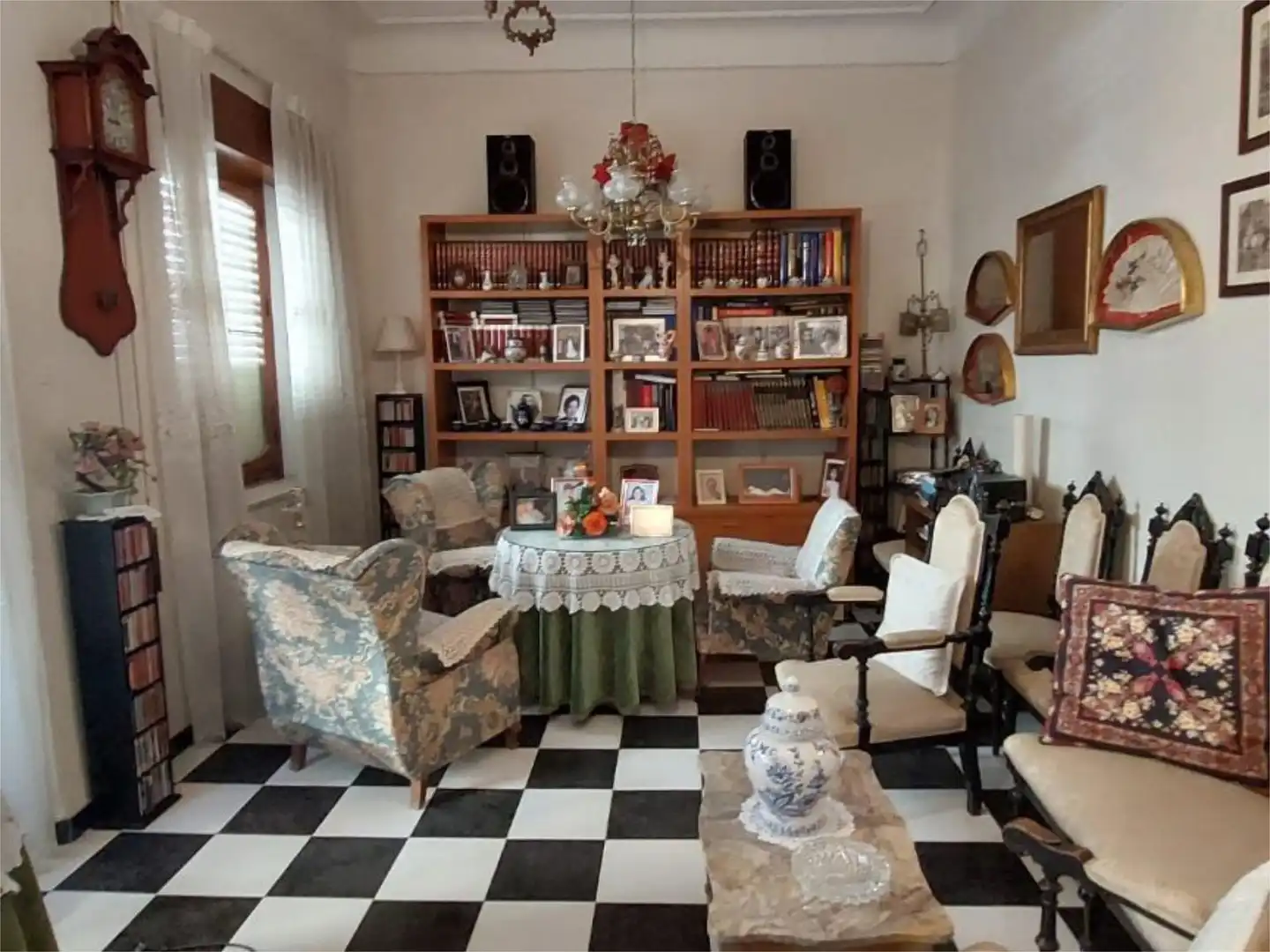 Casa adosada en venta en Calle Mayor, 59, Alcantarilla Sala de estar de Casa adosada en venta en Alcantarilla con Aire acondicionado, Terraza y Balcón