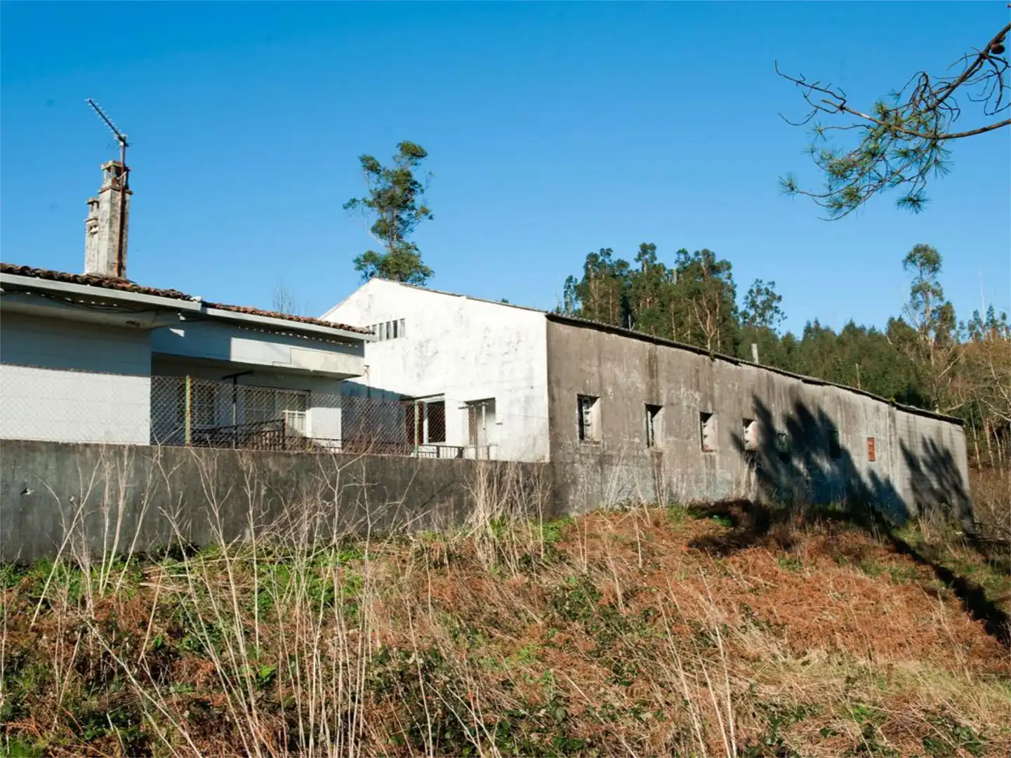 Nau industrial en venda a Rúa da Ponte do Romaño, 66, Parroquias de Santiago Vista exterior de Nau industrial en venda en Santiago de Compostela amb Calefacció