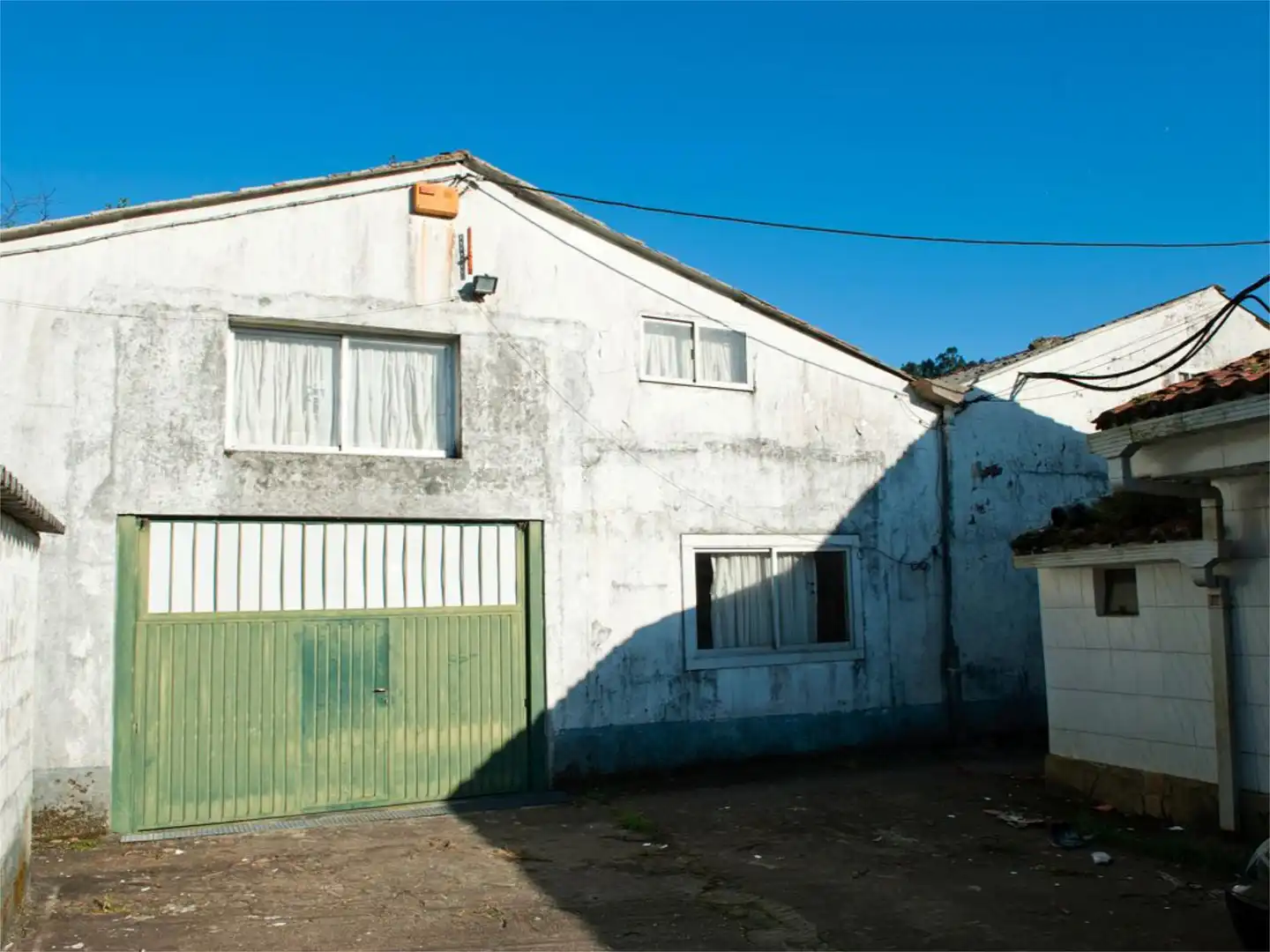 Vista exterior de Casa o chalet en venta en Santiago de Compostela  con Calefacción y Jardín privado