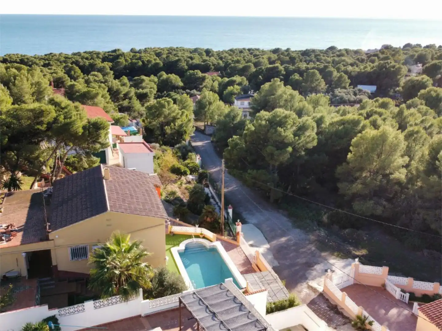 Casa o chalet en venta en Partida Renega, 76, La Renegà-Torre Bellver-Les Platgetes Vista exterior de Casa o chalet en venta en Oropesa del Mar / Orpesa con Aire acondicionado, Terraza y Piscina