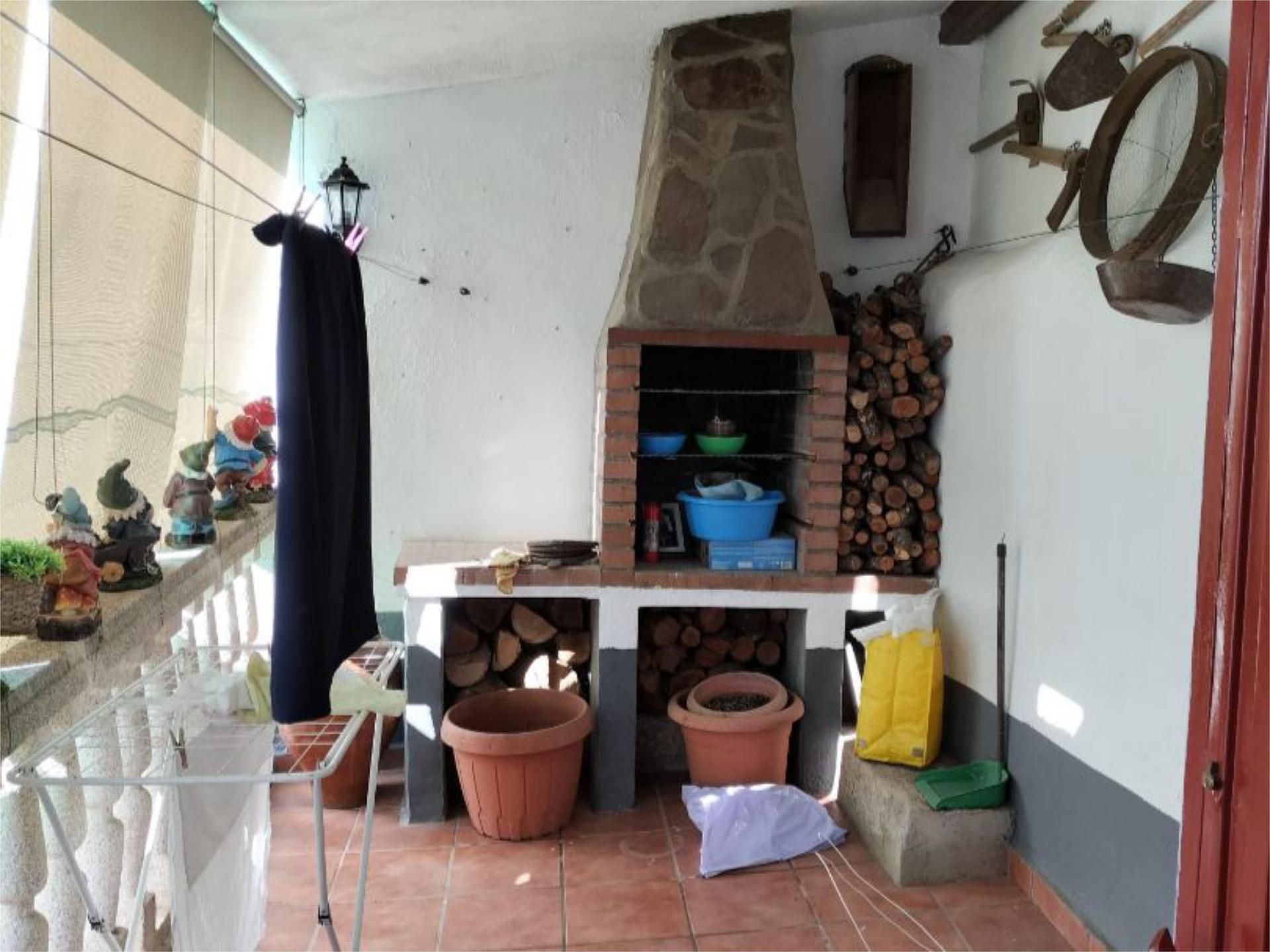 Cuina de Planta baixa en venda en Fuentes de Béjar amb Moblat