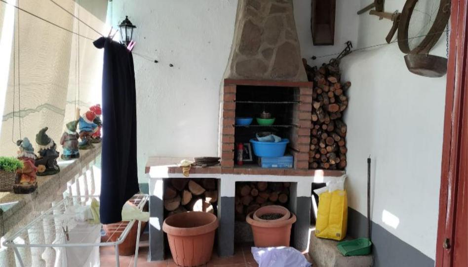 Planta baja en venta en Calle Larga, 17, Fuentes de Béjar, Salamanca - imagen 1 Foto 1 de Planta baja en venta en Calle Larga, 17, Fuentes de Béjar, Salamanca