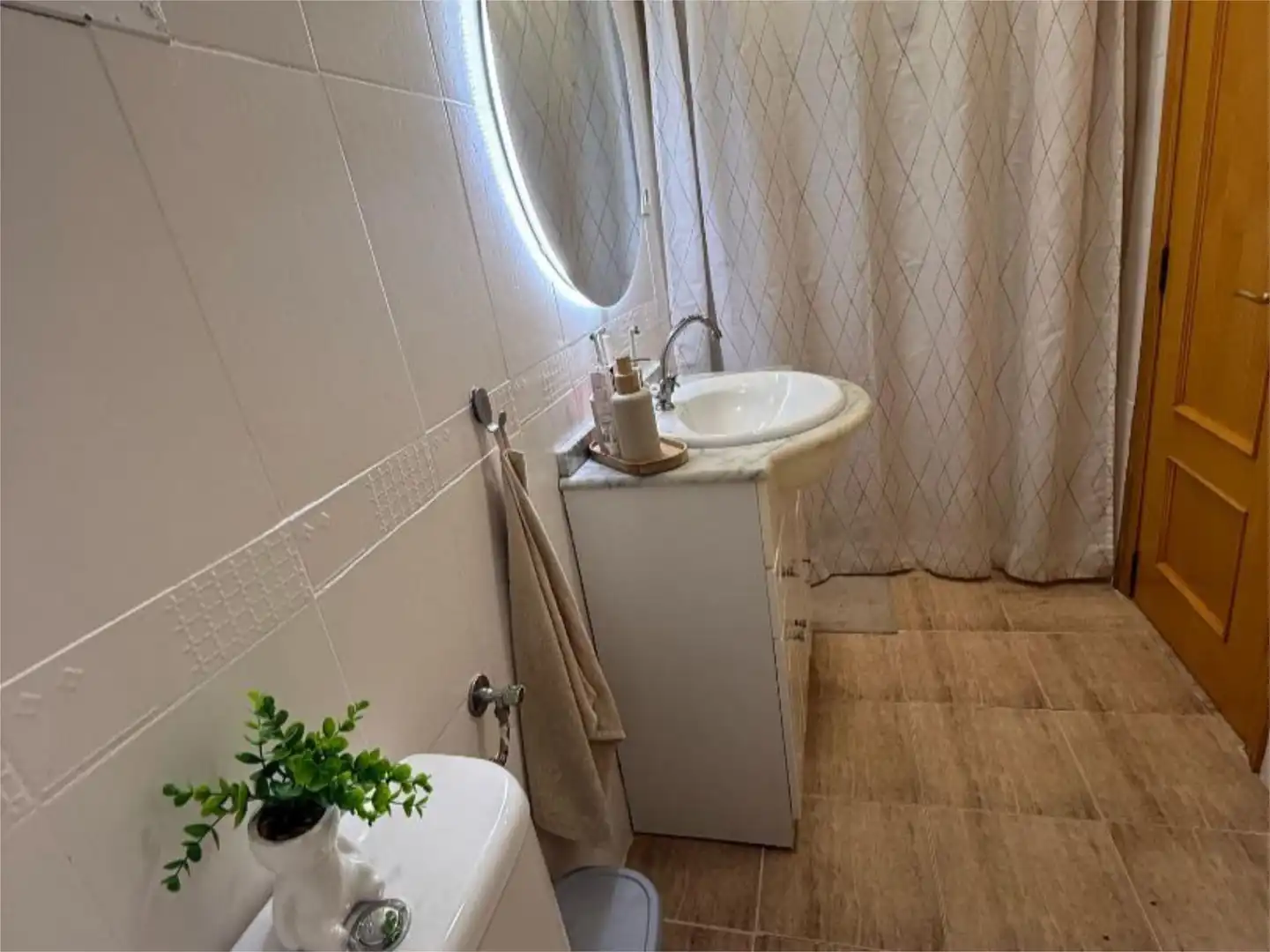 Piso en venta en Carrer de l'Art Major de la Seda, Centro Baño de Piso en venta en Xirivella con Terraza
