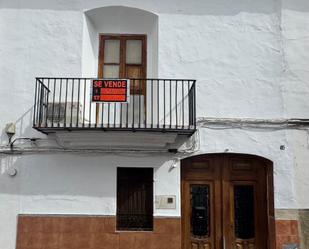 Vista exterior de Casa adosada en venda en El Puig de Santa Maria amb Aire condicionat