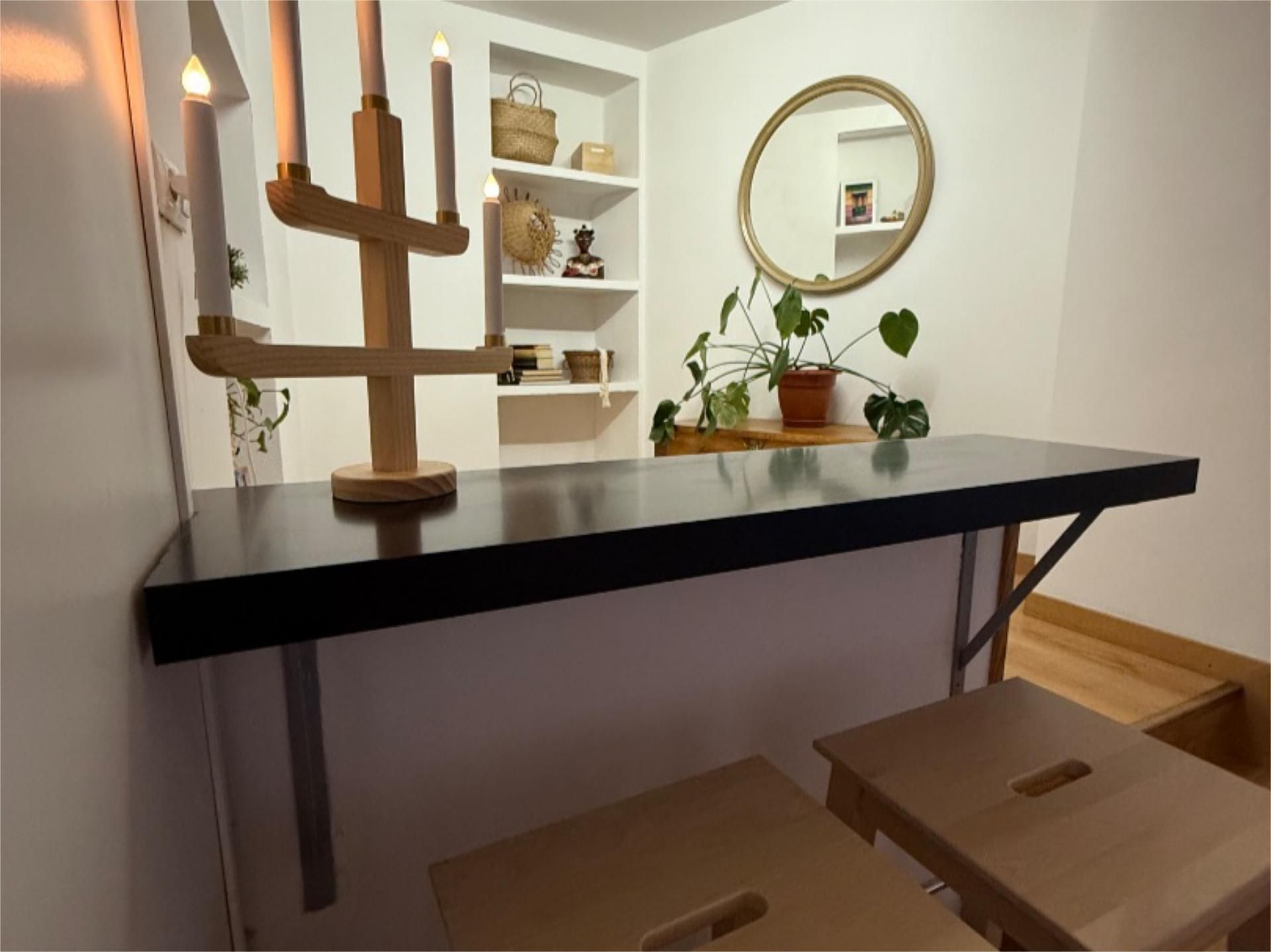 Dining room of Single-family semi-detached to rent in Ontinyent  with Parquet flooring, Terrace and Furnished