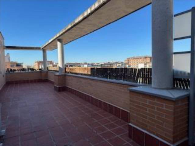 Piso en Alquiler en Avenida del Santuario de Valverde, 78 en Montecarmelo