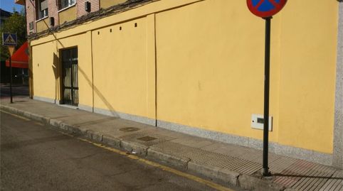Foto 4 von Geschaftsraum zur Miete in Avenida Torrelavega, 54, Fozaneldi - Tenderina, Oviedo