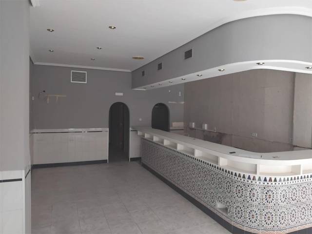 Local comercial en Alquiler en Avenida Juan de Austria, 5 en Pryconsa - Juan de Austria