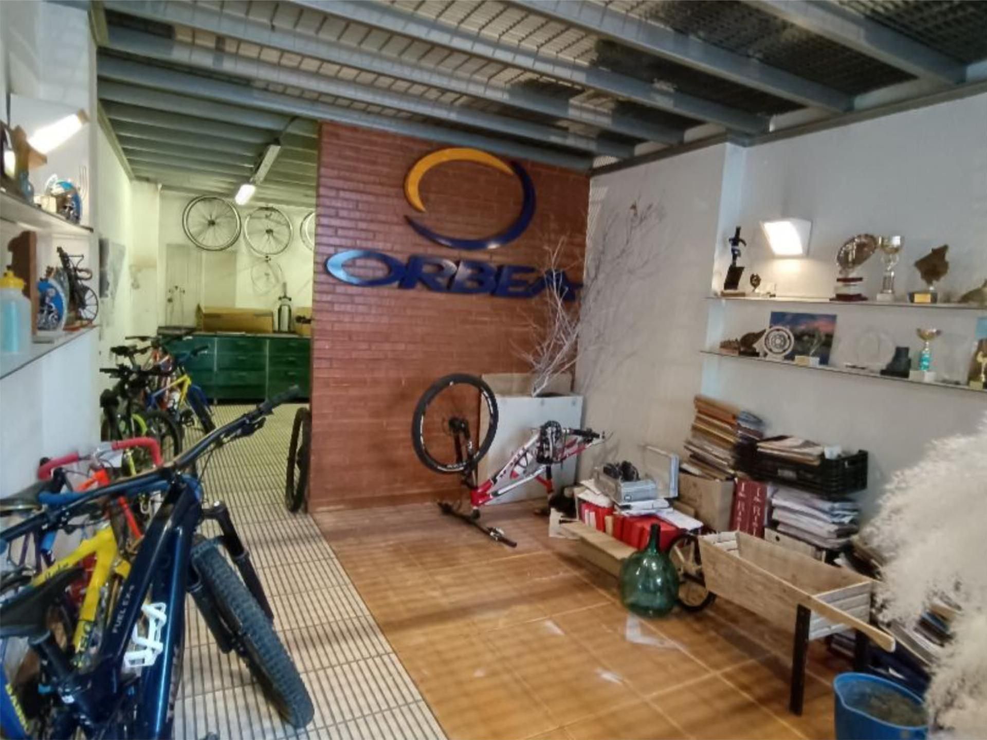 Local en venda en  Logroño amb Aire condicionat