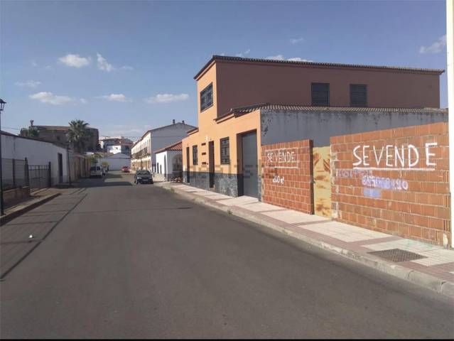 Finca rústica en Venta en Calle Medicus Mundi, 29 en La Albuera