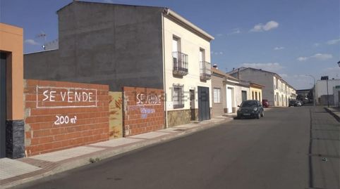 Foto 2 de Finca rústica en venda a Calle Medicus Mundi, 29, La Albuera, Badajoz