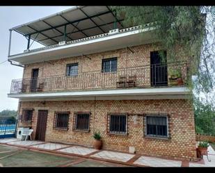 Exterior view of House or chalet for sale in Alcalá de Guadaira  with Air Conditioner