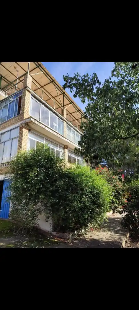 Vista exterior de Casa o xalet en venda en Alcalá de Guadaira amb Aire condicionat