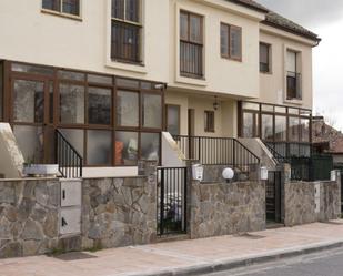 Exterior view of House or chalet for sale in Trescasas  with Heating, Private garden and Parquet flooring