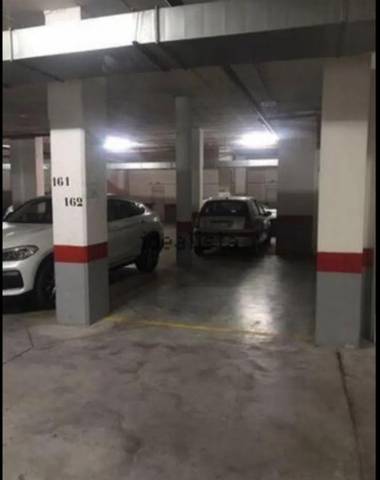 Garaje en Venta en Avenida Jorge Luis Borges, 30 en El Tejar - Hacienda Bizcochero