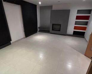 Flat for sale in Manresa  with Air Conditioner and Terrace