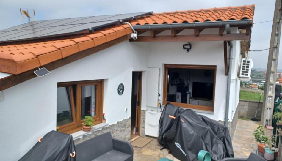 Casa o xalet en venda a Barrio la Esprilla, 5, Igollo, Cantabria - imatge 1 Foto 1 de Casa o xalet en venda a Barrio la Esprilla, 5, Igollo, Cantabria