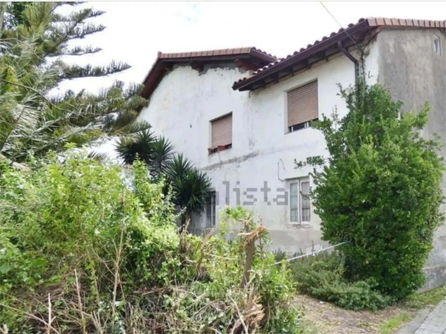 Casa o xalet en venda a Urbanizacion Arco Iris, 1a, Bezana - Prezanes Vista exterior de Casa o xalet en venda en Santa Cruz de Bezana