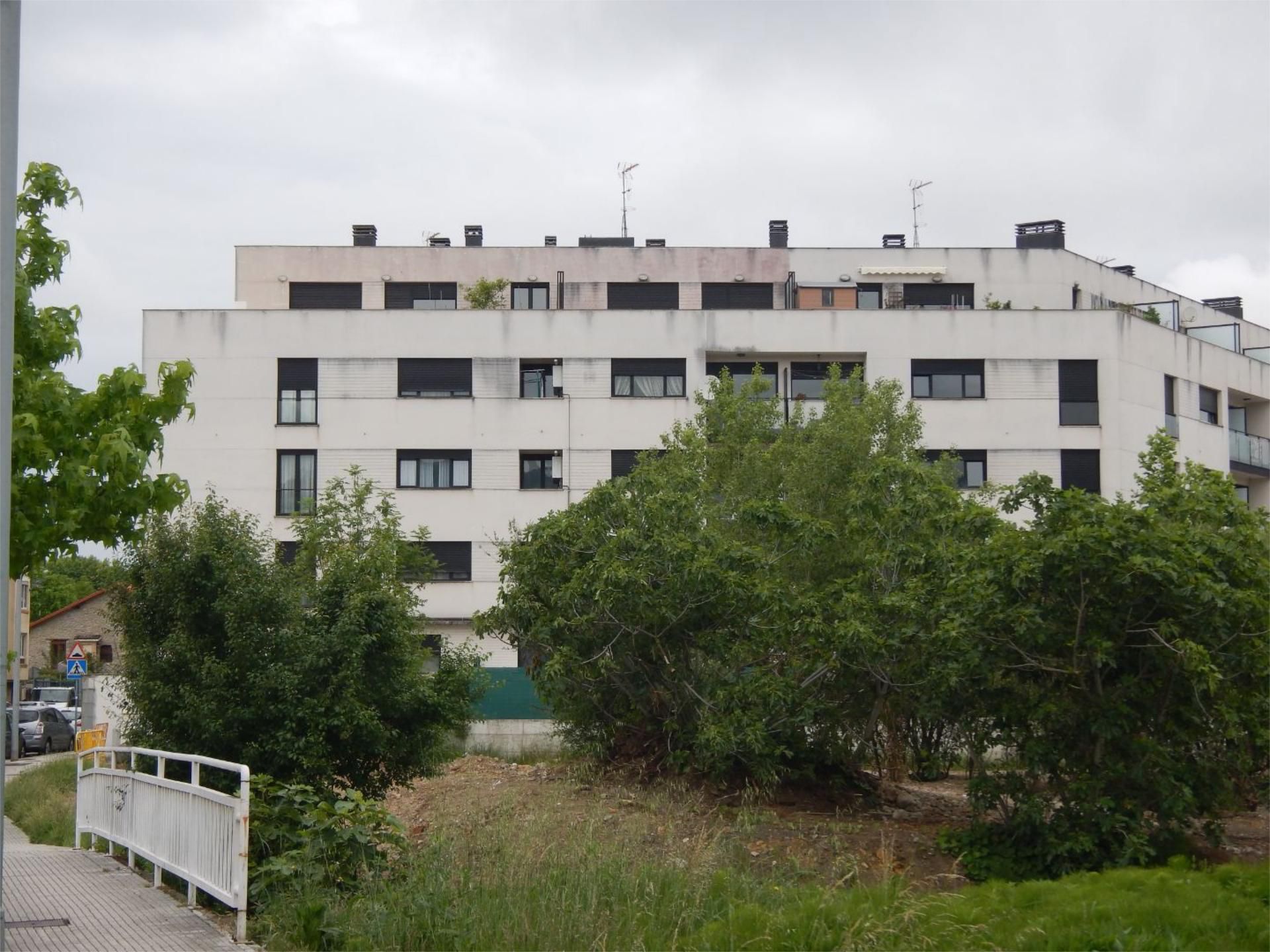 Vista exterior de Pis de lloguer en El Astillero   amb Terrassa