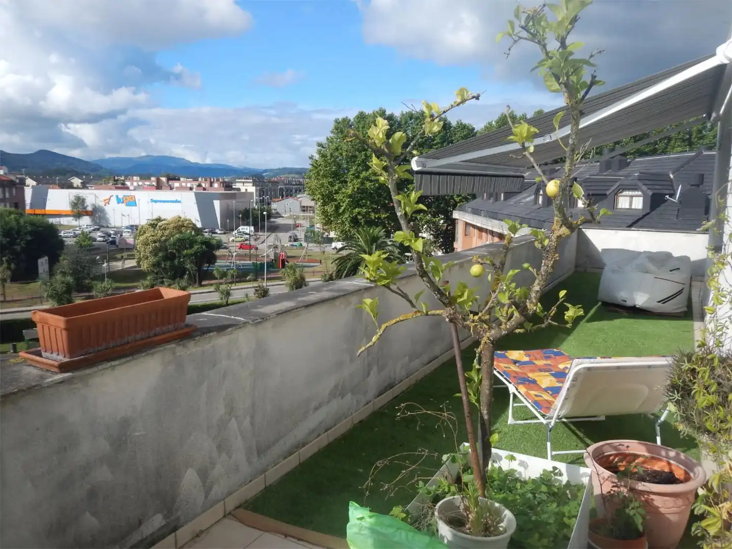 Flat for rent in Calle Boo, 14, El Astillero Terrace of Flat for rent in El Astillero with Heating, Private garden and Parquet flooring