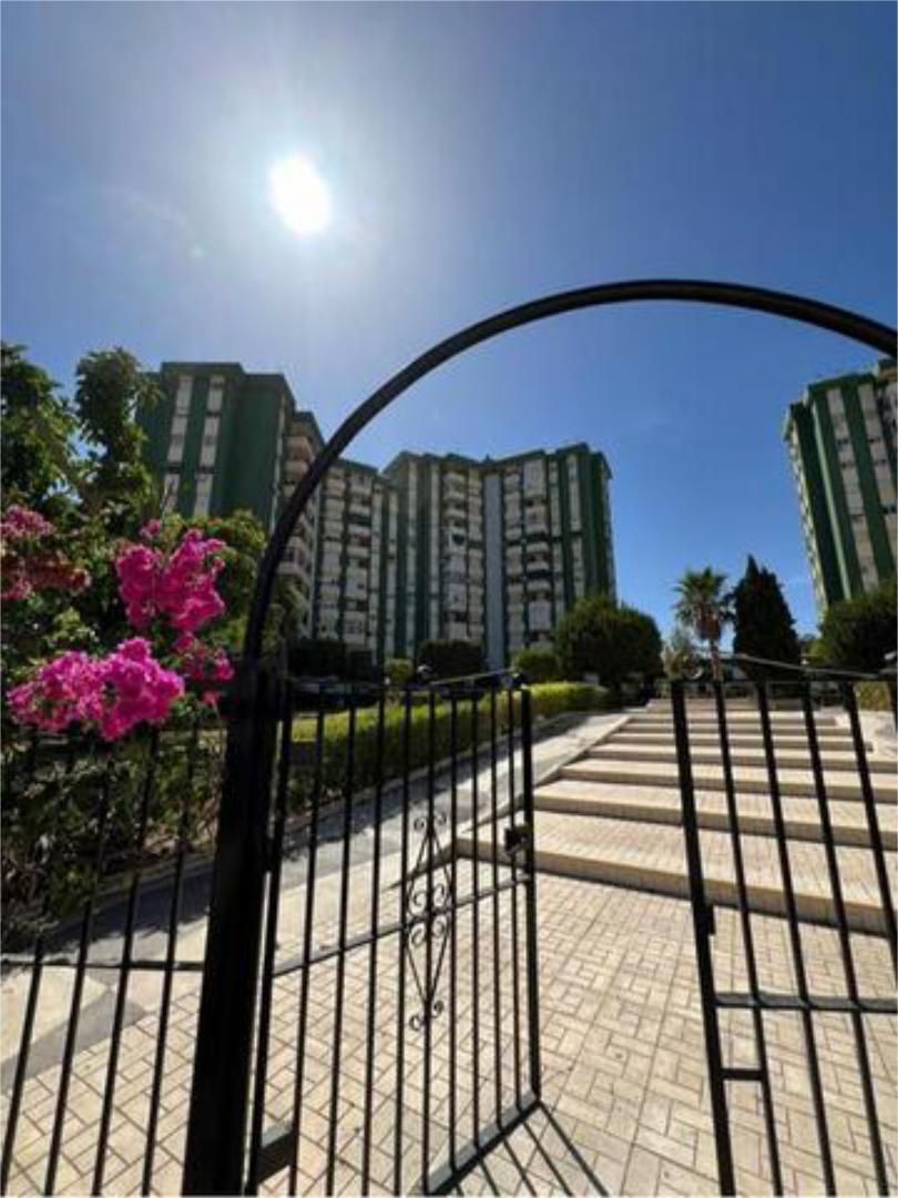 Vista exterior de Apartament en venda en Málaga Capital amb Terrassa i Piscina