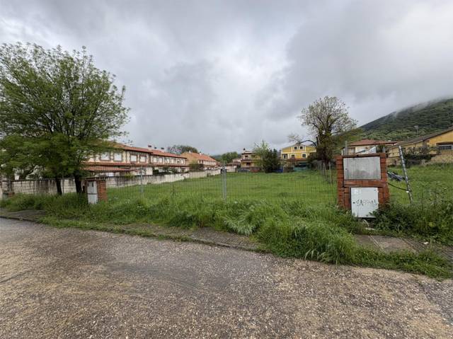 Terreno en Venta en Camino la Frisla, 443C en La Adrada
