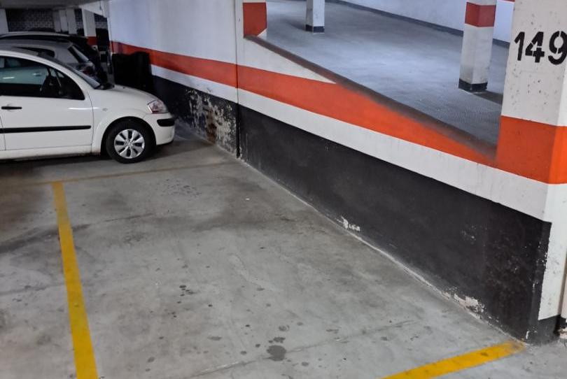 Garaje de alquiler en Calle la Tala, 1, Fuentecillas - S7 - S8, Burgos - imagen 1 Foto 1 de Garaje de alquiler en Calle la Tala, 1, Fuentecillas - S7 - S8, Burgos