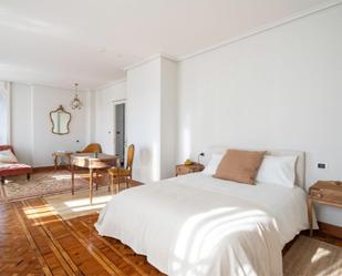 Dormitori de Pis per a compartir en A Coruña Capital  amb Calefacció, Parquet i Terrassa