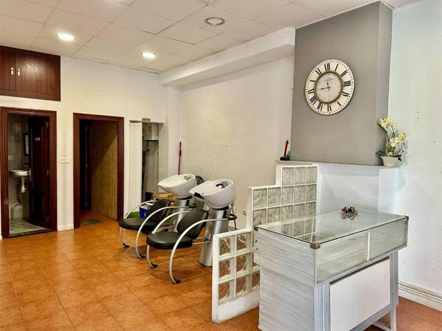 Local comercial en Alquiler en Calle Niã�o Jesus, 42 en Llano