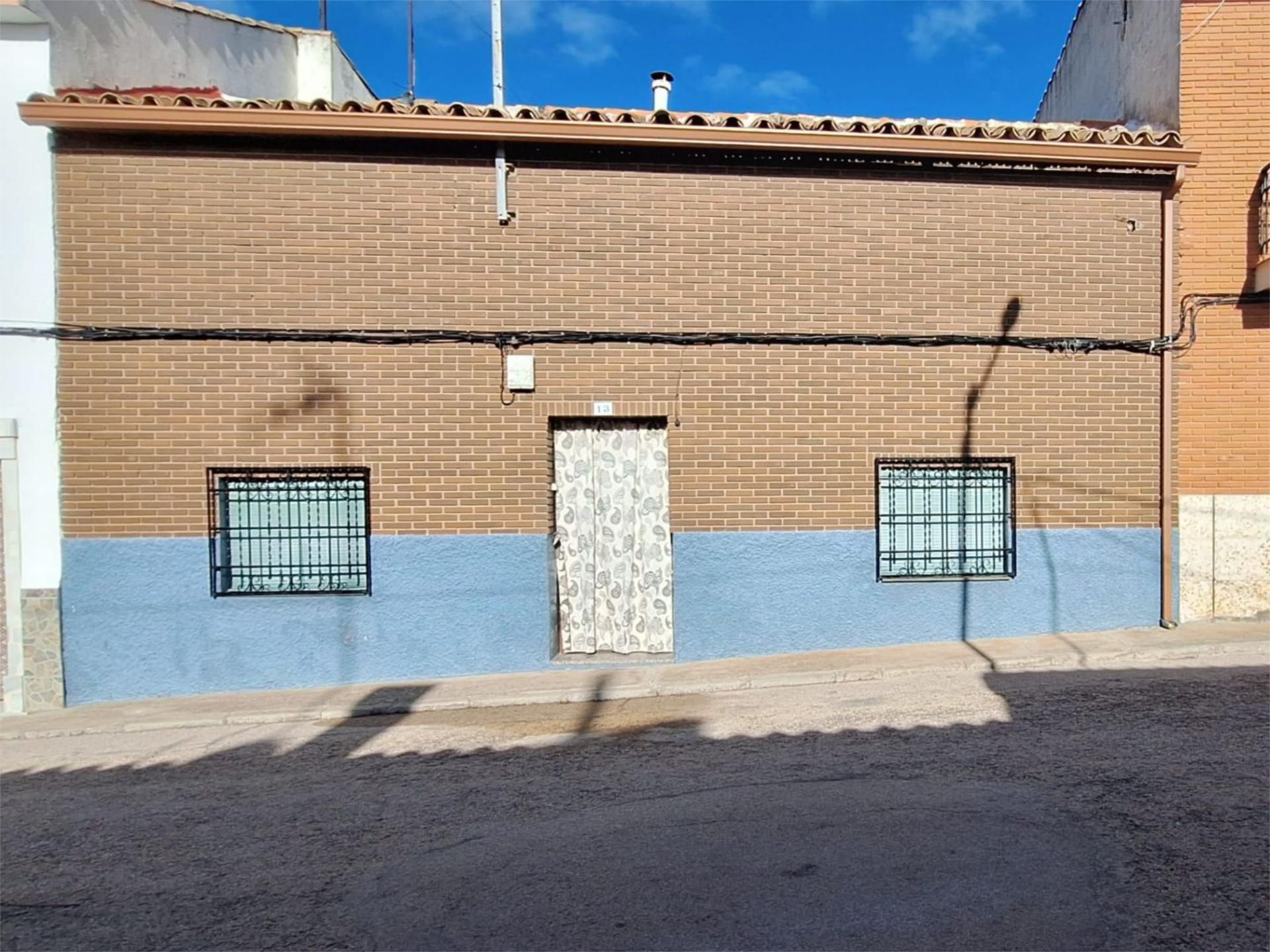 Vista exterior de Casa adosada en venda en Villanueva de Alcardete