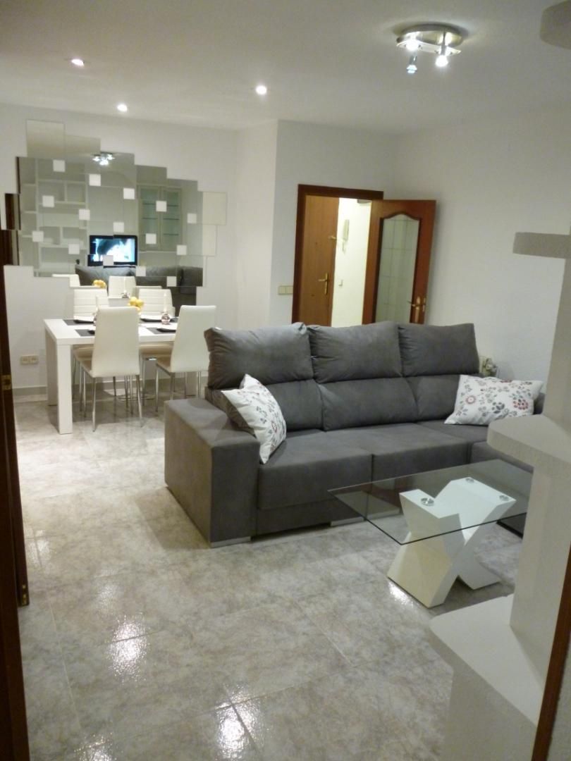Sala de estar de Piso para compartir en Getafe con Aire acondicionado, Calefacción y Amueblado