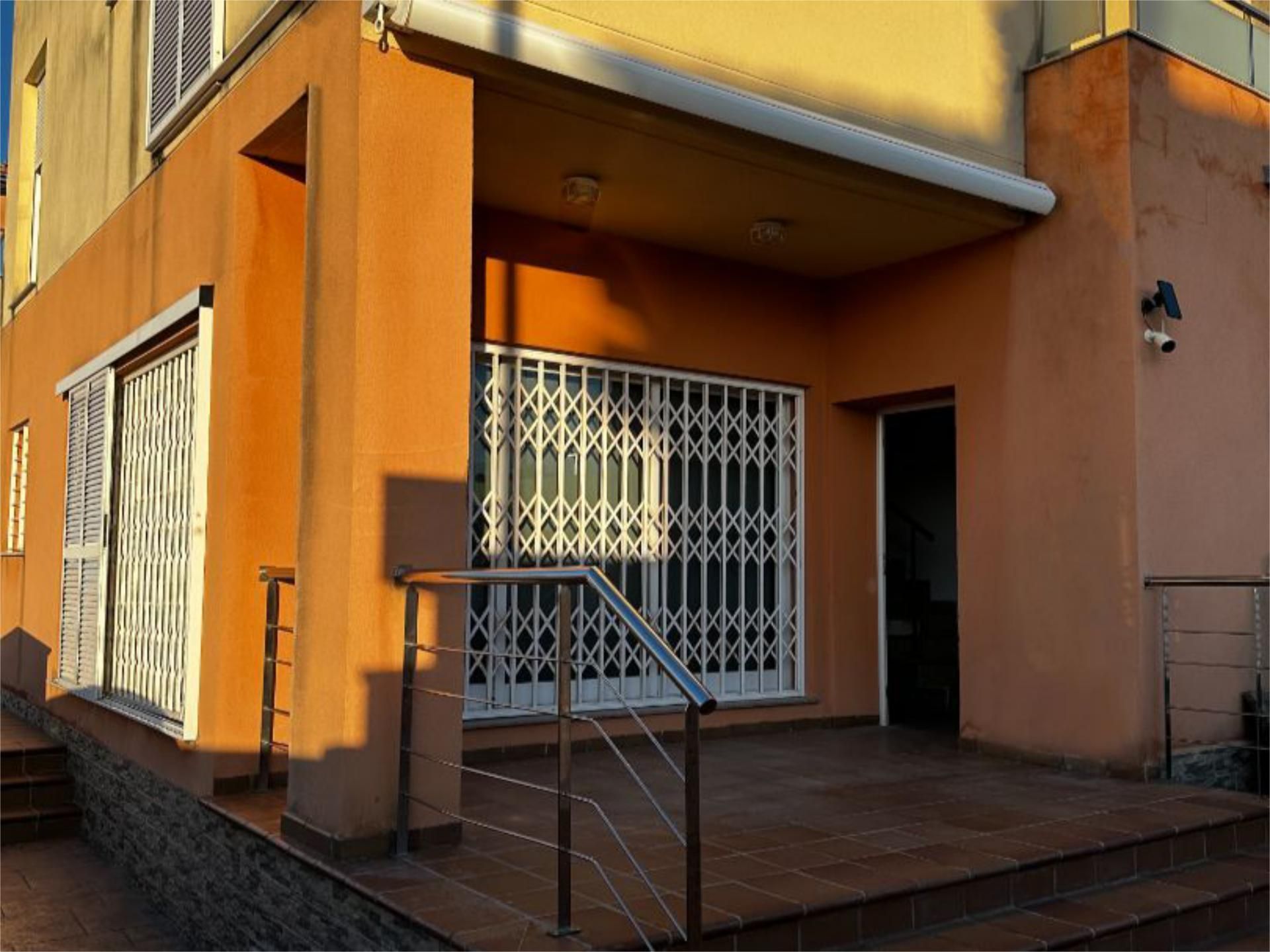 Exterior view of House or chalet for sale in Burriana / Borriana  with Air Conditioner, Terrace and Swimming Pool