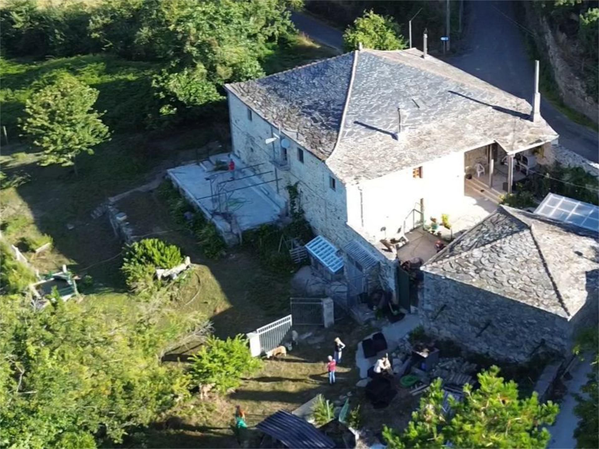 Vista exterior de Pis en venda en Paradela amb Calefacció, Jardí privat i Terrassa