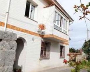 Vista exterior de Casa o xalet en venda en Santander