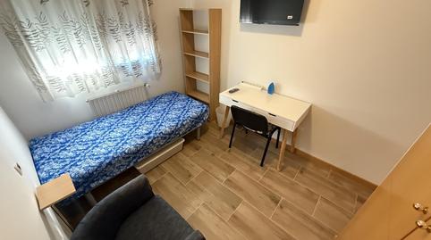 Photo 3 of Flat to share in Calle Fuente Cisneros, 90, Parque Oeste - Fuente Cisneros, Madrid