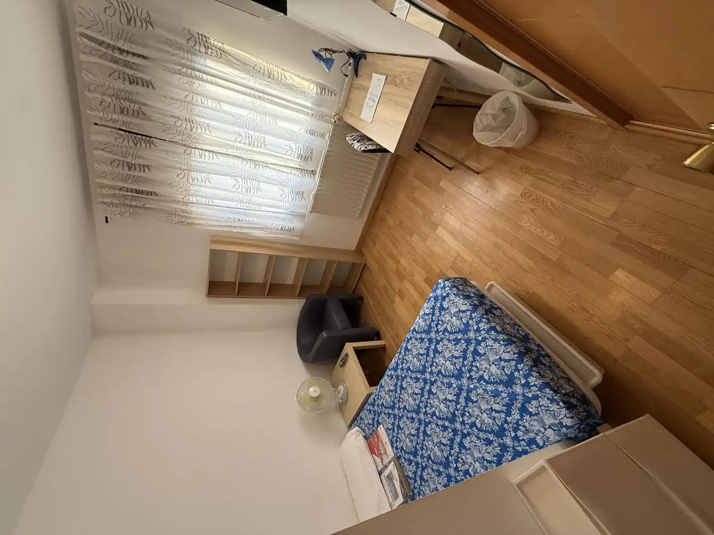 Room in Calle Fuente Cisneros, 90, Parque Oeste - Fuente Cisneros