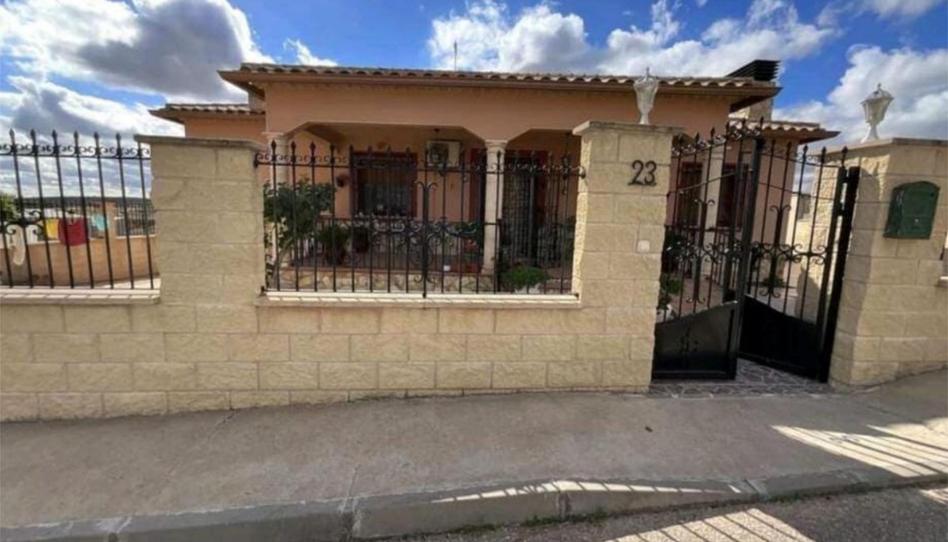 House or chalet for sale in Calle Tresjuncos, 23, Villaescusa de Haro, Cuenca - image 1 Photo 1 of House or chalet for sale in Calle Tresjuncos, 23, Villaescusa de Haro, Cuenca