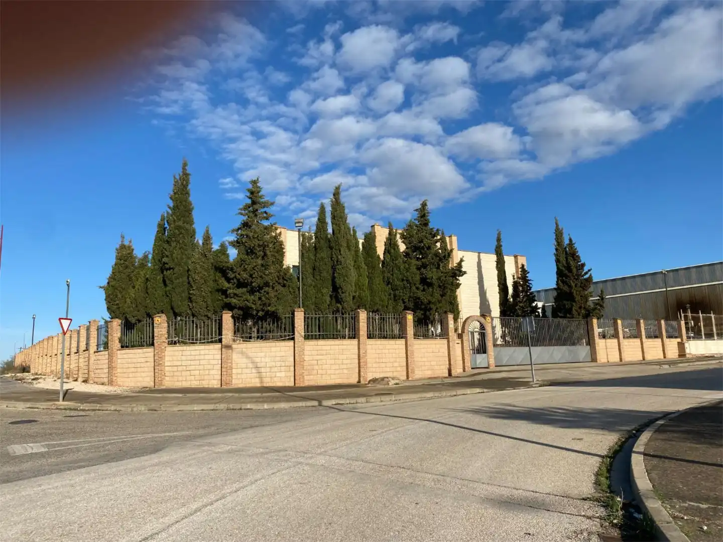 Oficina de alquiler en Avenida de la Comunidad Valenciana, 16, Campo de Criptana Vista exterior de Oficina de alquiler en Campo de Criptana