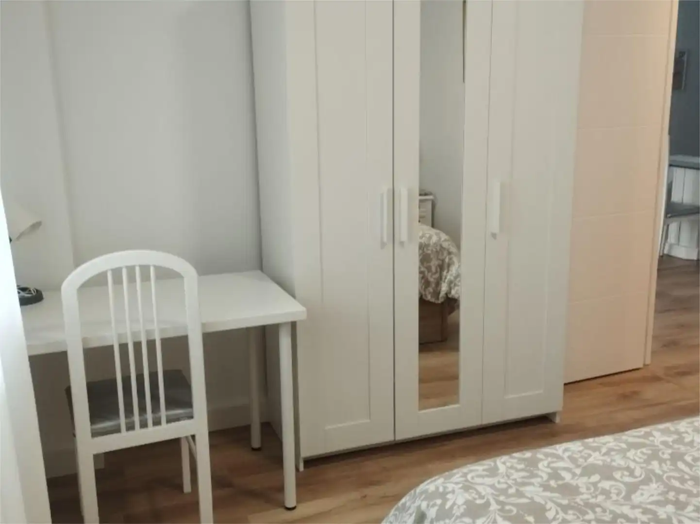 Bedroom of Flat for rent in Málaga  with Air Conditioner, Heating and Parquet flooring