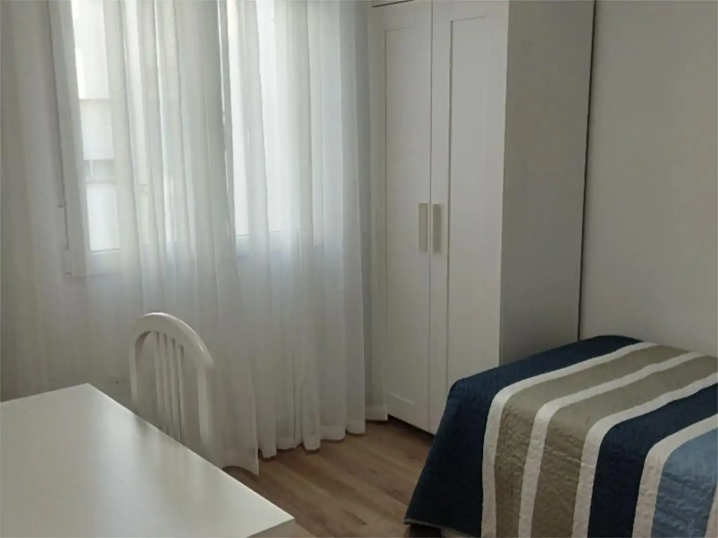 Bedroom of Flat for rent in Málaga  with Air Conditioner, Heating and Parquet flooring
