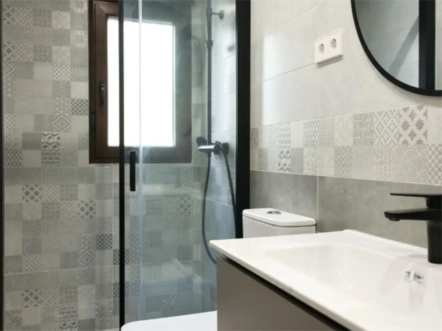 Piso en venta en Carretera Carretera de Avila, 20, Cuevas del Valle Baño de Piso en venta en Cuevas del Valle con Aire acondicionado, Terraza y Balcón
