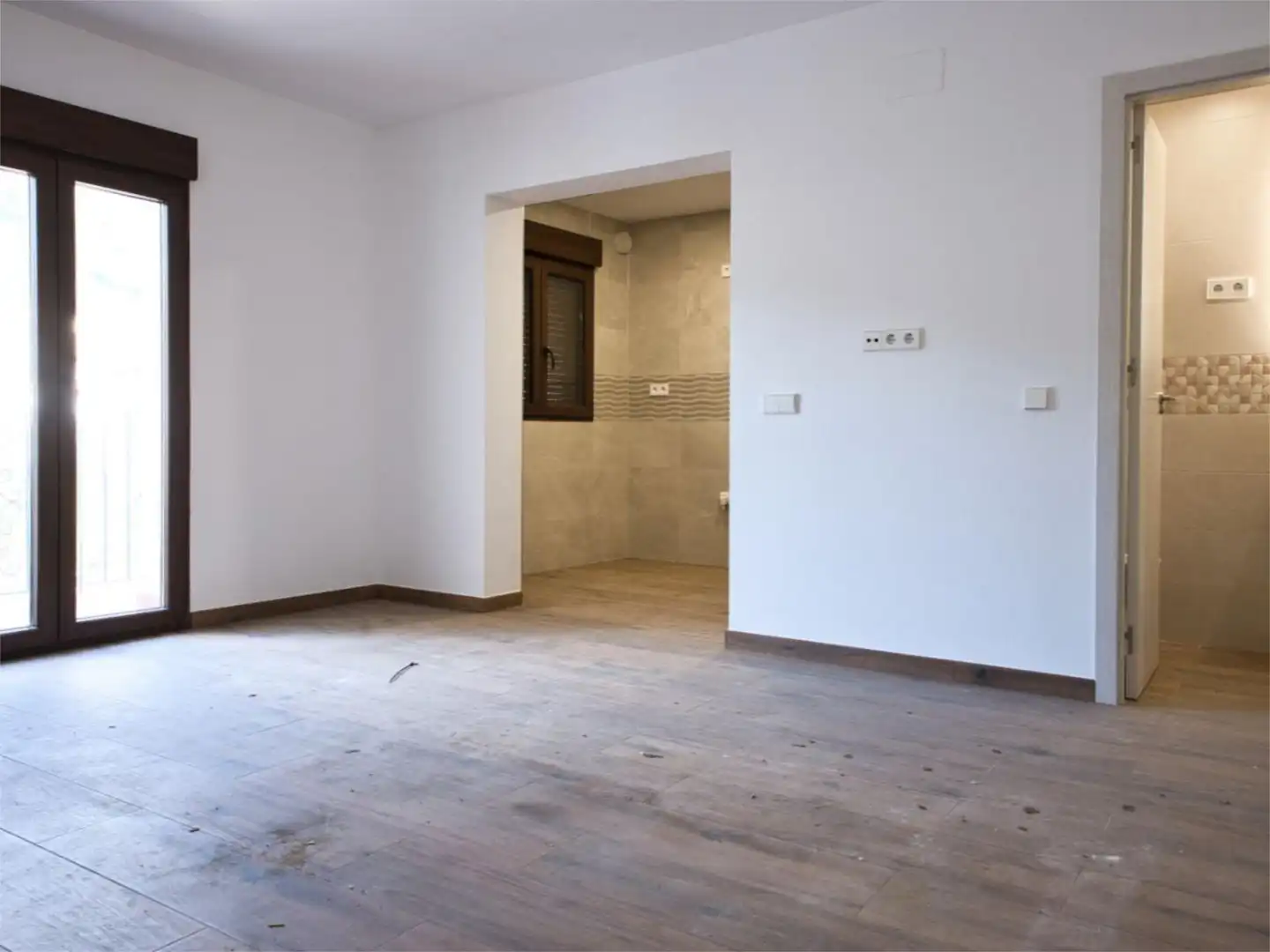 Piso en venta en Carretera Carretera de Avila, 20, Cuevas del Valle Piso en venta en Cuevas del Valle con Aire acondicionado, Terraza y Balcón
