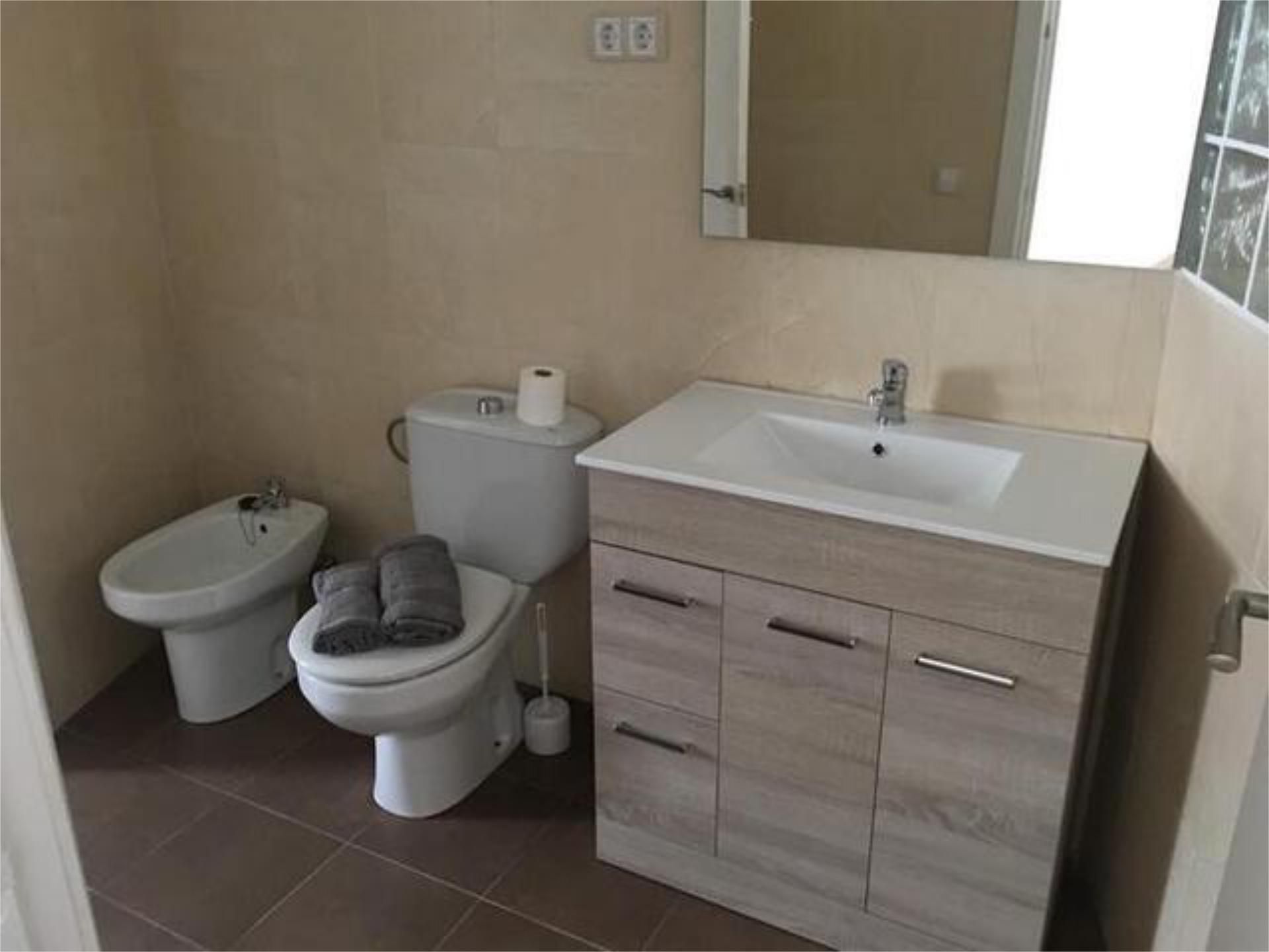 Bany de Casa o xalet en venda en Pina de Ebro amb Calefacció, Jardí privat i Traster