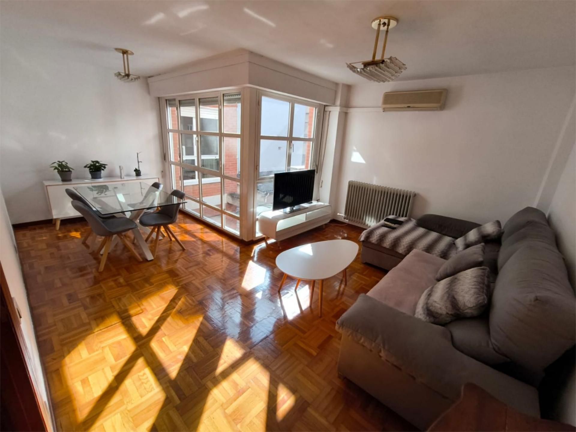Living room of Flat for sale in  Logroño  with Air Conditioner