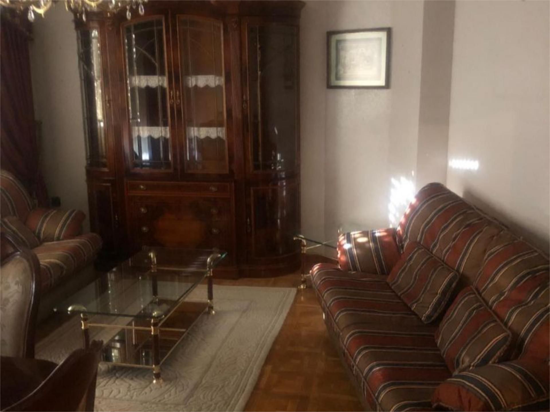Living room of Flat for sale in Alba de Tormes  with Heating, Parquet flooring and Terrace