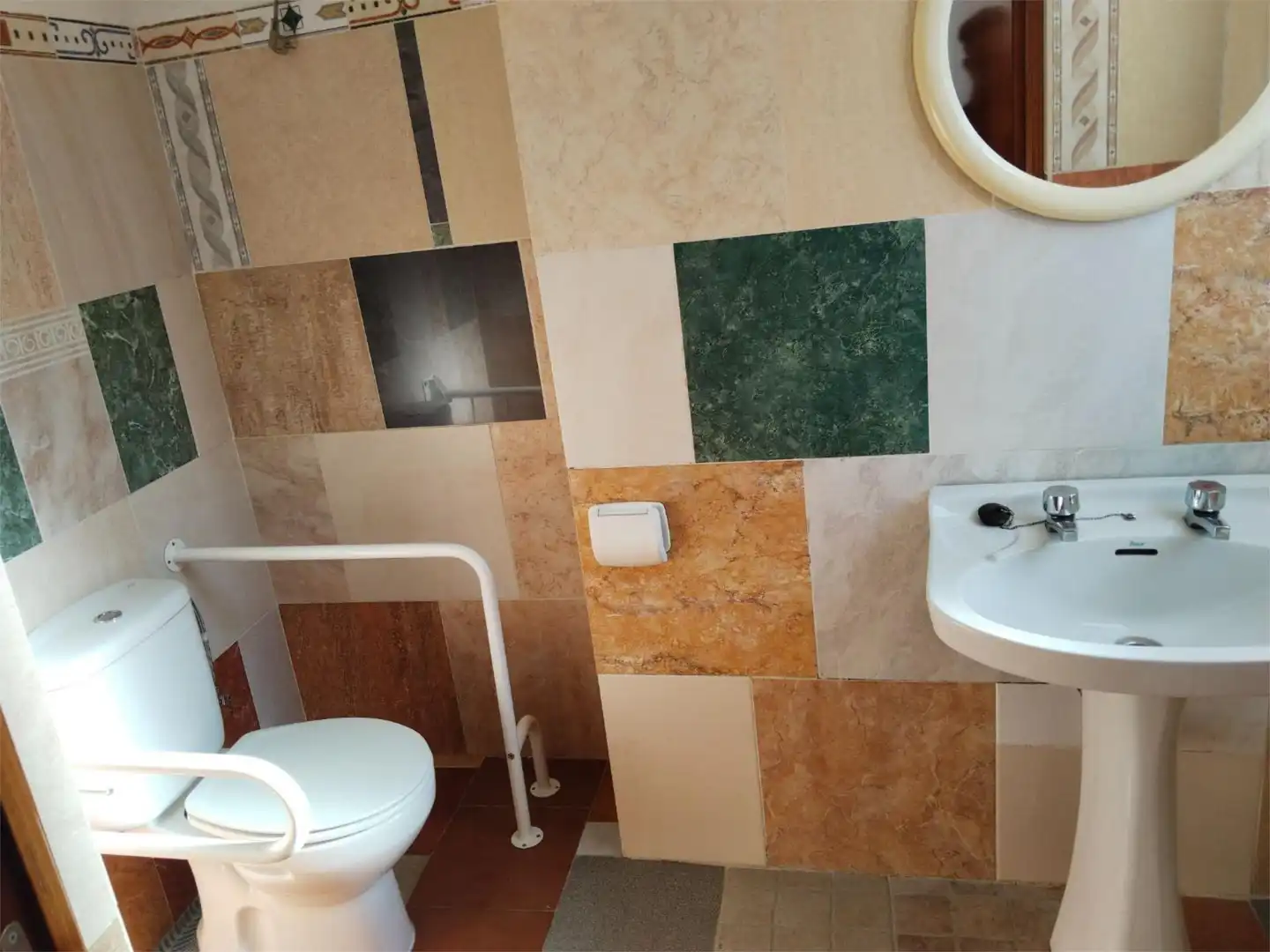 Badezimmer von Wohnung zur Miete in Valladolid