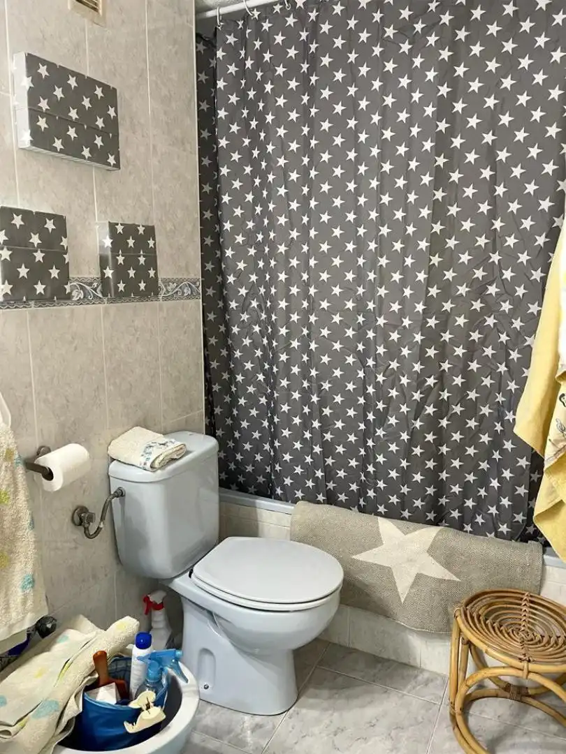 Flat for sale in Carrer Ribalta, 2, Heliópolis Bathroom of Flat for sale in Benicasim / Benicàssim with Terrace, Swimming Pool and Balcony
