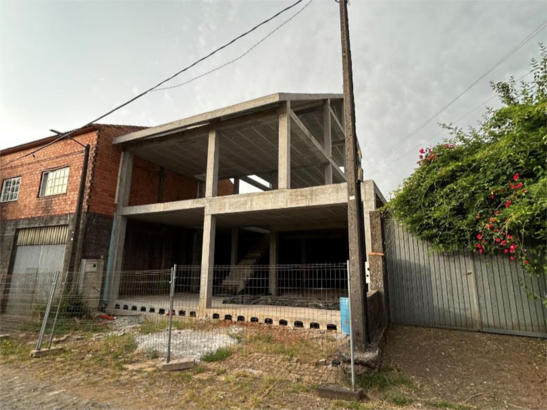 Vista exterior de Casa o xalet en venda en Santiago de Compostela  amb Jardí privat, Terrassa i Balcó