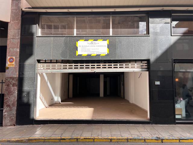 Local comercial en Alquiler en Calle Pi y Margall, 3 en Plaza Castelar - Mercado Central